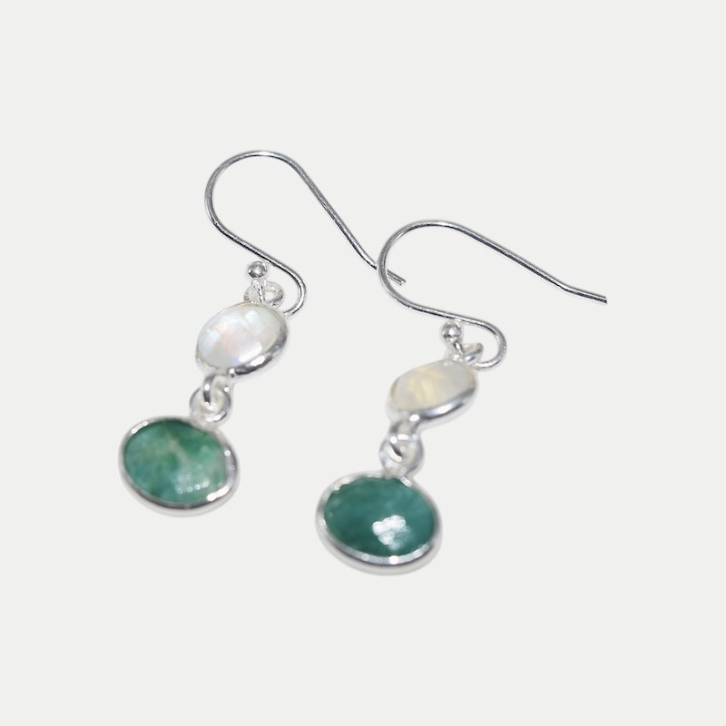 Boucle d'oreille Safia Emeraude indienne
